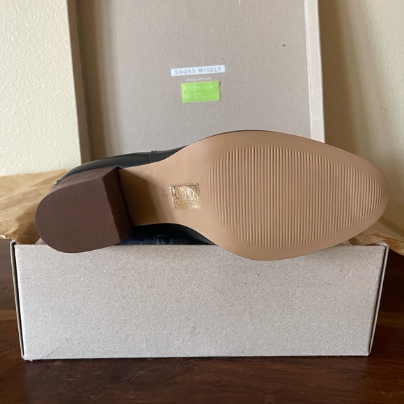 Brand new with box Madewell Chelsea, a boot size 10 - Picture 4 of 7